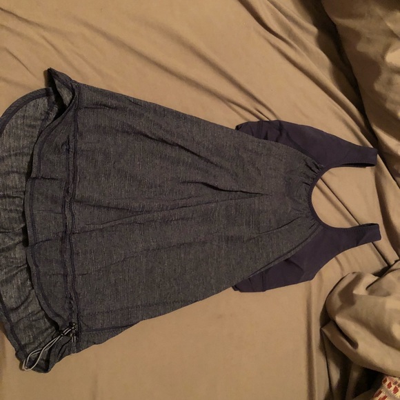 Dark grey/purple lululemon top - Picture 1 of 3